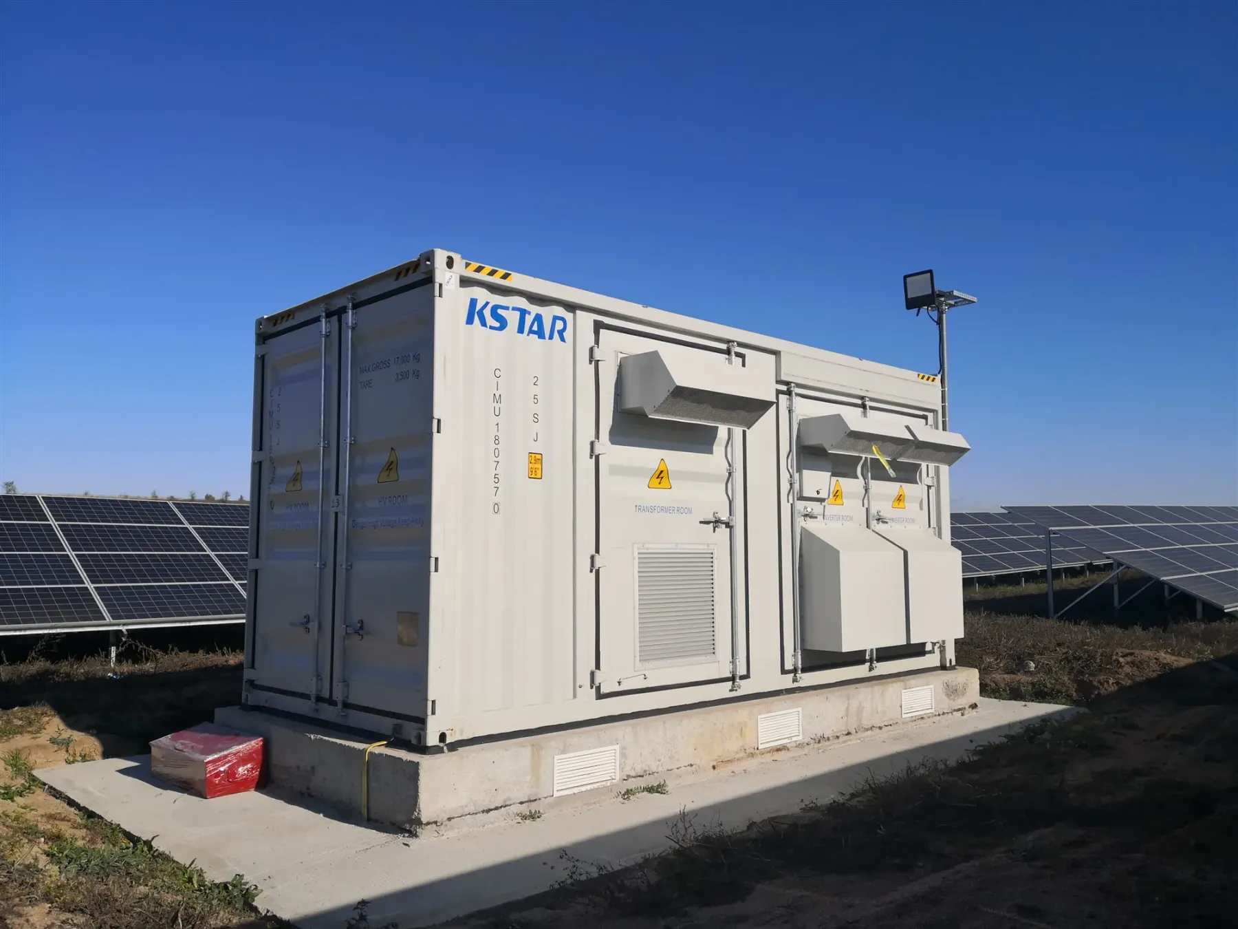 KSTAR ipari energiatároló, ipari energiatárolás, napelempark, ipari energiatároló pályázat, akkumulátoros ipari energiatároló, akkumulátor tároló konténer, akkumulátoros energiatárolás
