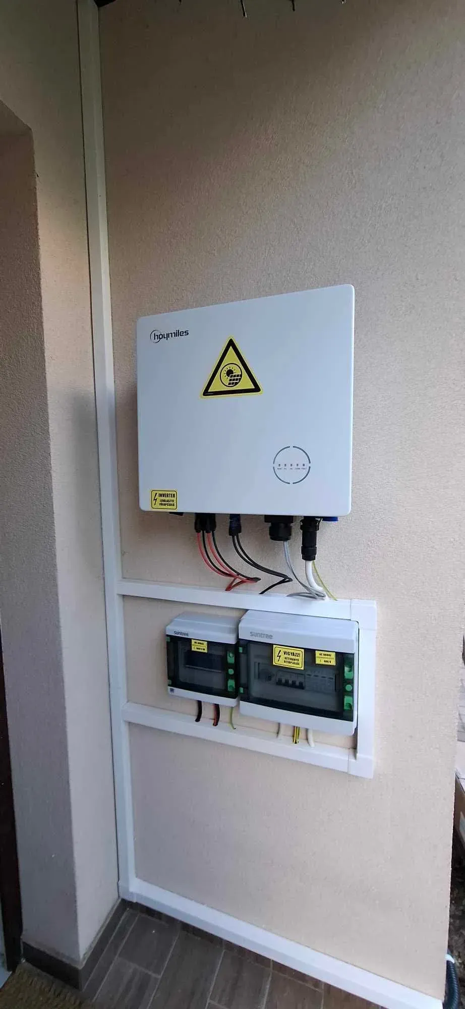 Megvalósult lakossági energiatároló rendszer inverterrel